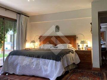 Casa en Venta en AC Los Domínicos | San Carlos de Apoquindo | Las Condes