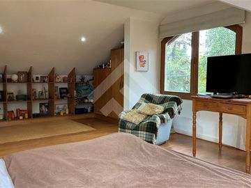 Casa en Venta en AC Los Domínicos | San Carlos de Apoquindo | Las Condes