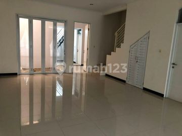 Rumah Minimalis Taman Kopo Indah 5 Dekat Tol Margaasih Bandung