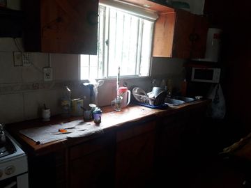 LATORRE PROP. VENDE CHALET DE 4 AMB CON HERMOSO PARQUE Y GARAGE - QUINCHO