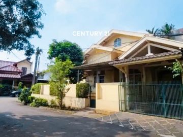 Dijual Rumah Posisi Hook Lokasi Strategis Di Bintaro Sektor 3