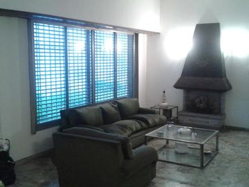 VENTA CASA 4 AMB  580 M2 TERRAZA VALENTIN ALSINA LANUS