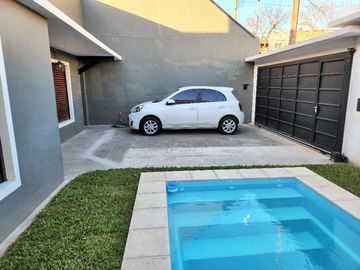 Casa en venta en Lanus Oeste