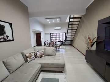 Casa en venta en Lanus Oeste