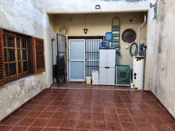 Casa en venta en Lanus Oeste