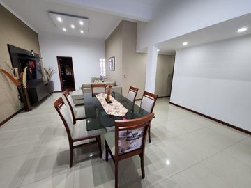 Casa en venta en Lanus Oeste