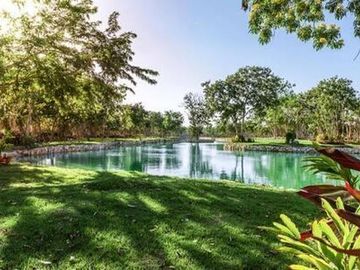Casa en Venta Mérida, zona norte, vista al lago, Privada Altozano, Preventa.