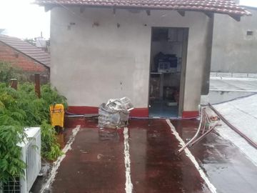 EXCELENTE CHALET 3 AMBIENTES MORON SUR