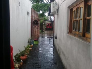 EXCELENTE CHALET 3 AMBIENTES MORON SUR