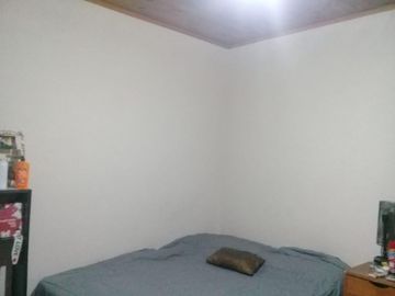 EXCELENTE CHALET 3 AMBIENTES MORON SUR