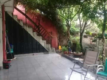 EXCELENTE CHALET 3 AMBIENTES MORON SUR