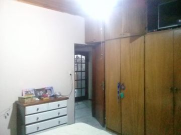 EXCELENTE CHALET 3 AMBIENTES MORON SUR