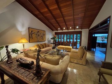 casa campestre en venta en pance. Cod V121133412