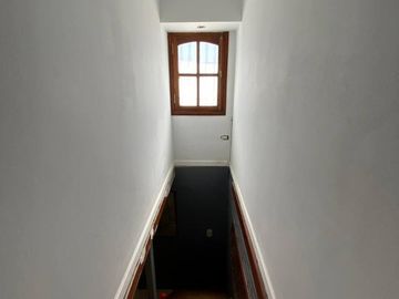 Casa con local en venta