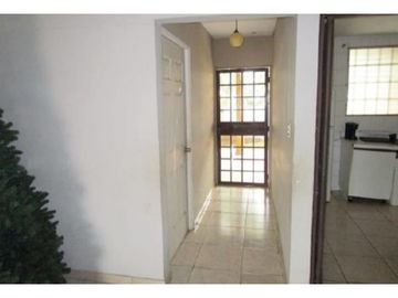VENTA DE CASA EN LAS TERRAZAS DE BRISAS DEL GOLF (NT) 210 mts2