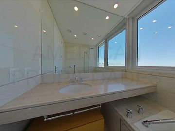 Venta Piso Alto Le Parc Alcorta