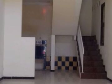 Rumah 2 Lantai SHM di Perumahan Griyo Asri Pakuwon City