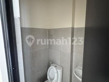 Ruko 3 Lantai di Gading Serpong Siap Usaha F&B