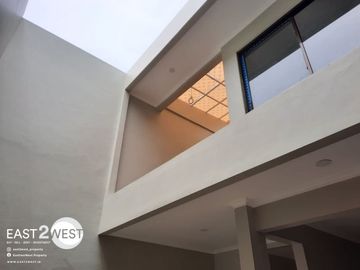 Dijual Rumah Golden Vienna 2 BSD City Tangerang Selatan Bagus Cantik Rapih Siap Huni