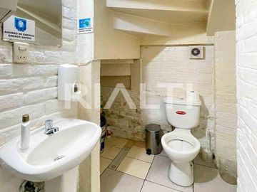 Casa Rentera Comercial En Venta En La Diego de Almagro
