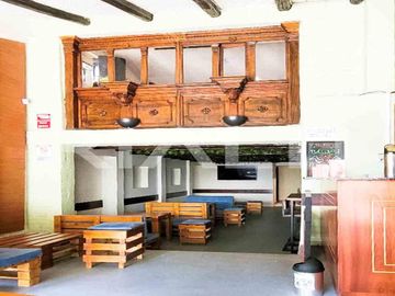 Casa Rentera Comercial En Venta En La Diego de Almagro