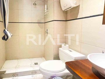 Casa Rentera Comercial En Venta En La Diego de Almagro