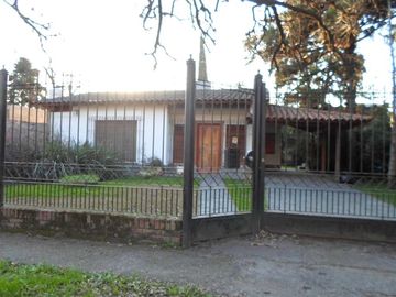 Chalet en venta en Burzaco Este