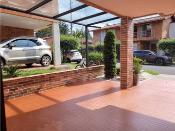 Venta de Casa en Unidad en el Retiro Urbano
