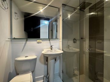 apartamento en arriendo en el carmelo. Cod A218287