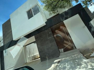 CASA EN VENTA EL ÁLAMO, SANTIAGO, NUEVO LEÓN