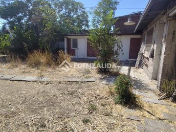 Casa en venta de 6 dorm. en Maipú