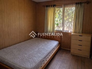 Casa en venta de 6 dorm. en Maipú