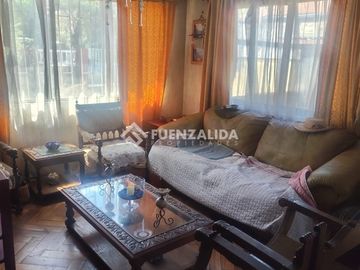 Casa en venta de 6 dorm. en Maipú