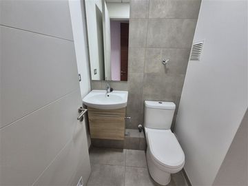 Oficina 2 privados NUEVA en arriendo en Los Angeles