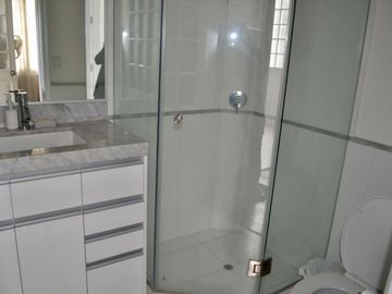 Casa en venta o alquiler en Ancón