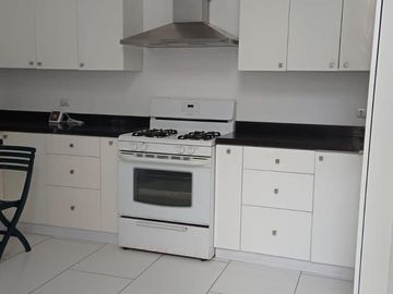 Casa en venta o alquiler en Ancón