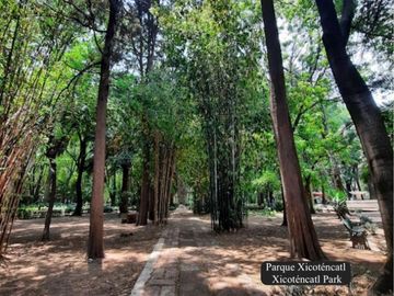 Condominio con balcón, spa, cine, skybar, alberca, pista de jogging, gimnasio, h