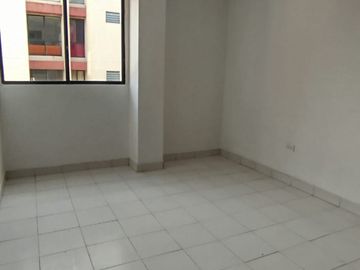 apartamento en arriendo en los colores. Cod A218563