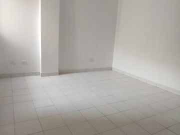 apartamento en arriendo en los colores. Cod A218563