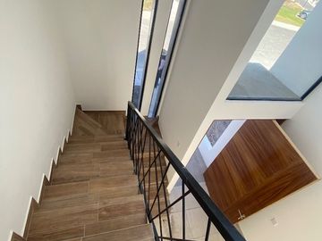 Casa en Venta en Valle de Juriquilla, Gran Ubicación, Hermoso Diseño Luxury