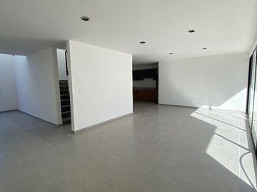 Casa en Venta en Valle de Juriquilla, Gran Ubicación, Hermoso Diseño Luxury