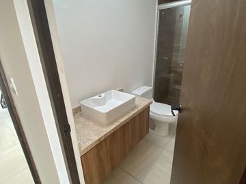 Casa en Venta en Valle de Juriquilla, Gran Ubicación, Hermoso Diseño Luxury
