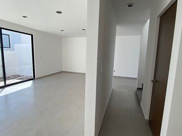 Casa en Venta en Valle de Juriquilla, Gran Ubicación, Hermoso Diseño Luxury