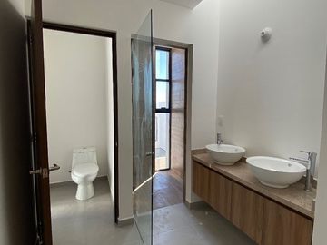 Casa en Venta en Valle de Juriquilla, Gran Ubicación, Hermoso Diseño Luxury
