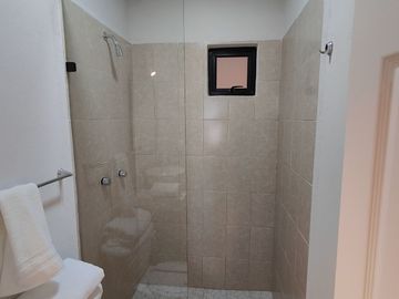 Precioso Departamento en Querétaro de 3 Recamaras, Alberca, de LUJO !