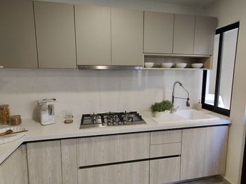 Precioso Departamento en Querétaro de 3 Recamaras, Alberca, de LUJO !