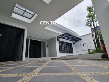 Rumah Mewah Semi Furnished Di Jaksel Of 12608
