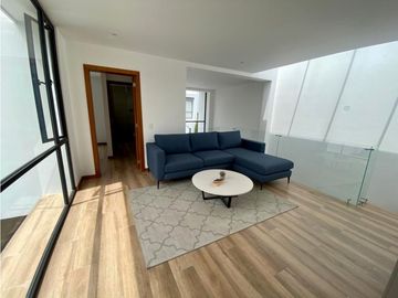 CASAS INDEPENDIENTES EN VENTA EN TUMBACO (CB)