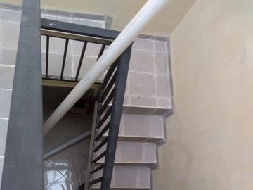 Rumah Bisa Untuk Usaha di Ciawitali Citeurep Cimahi harga : 450.000.000