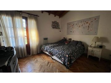 VENDE CASA EN BOMBAL SUR GODOY CRUZ ( barrio Arizu )